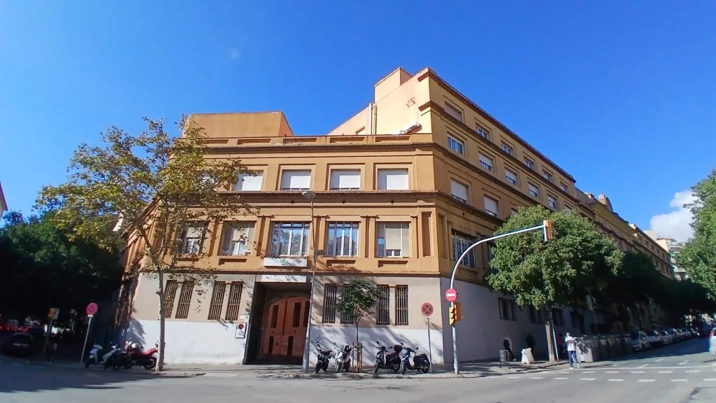 Renovación del pavimento Hospital Dos de Maig