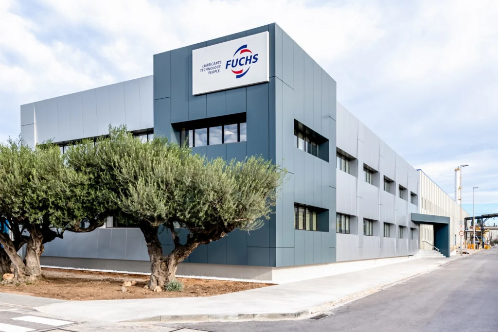 Reforma de oficinas y laboratorios FUCHS